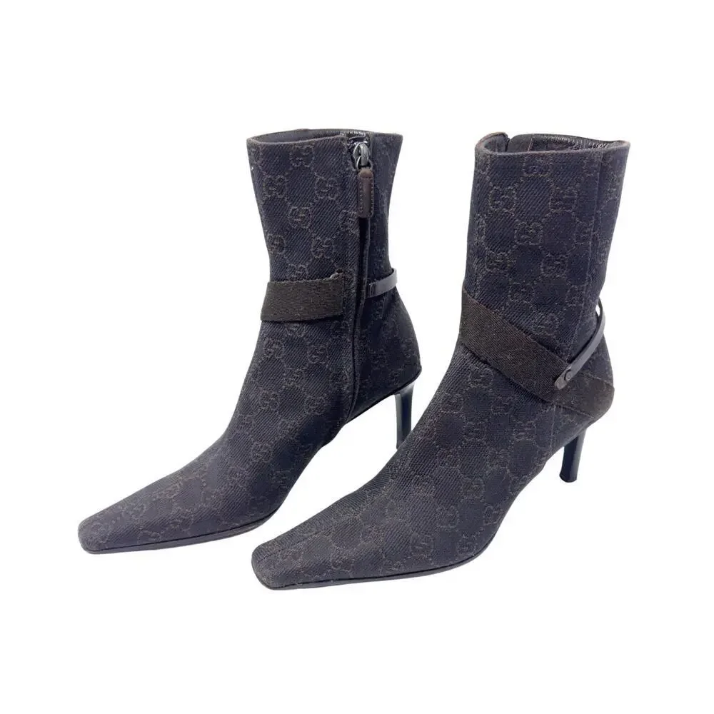 Gucci Boots GG Logo Monogram Supreme Chocolate Brown Leather Ankle Booties EU 37